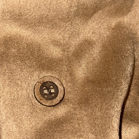 Blue B Collection Sz M faux suede tan fringe button down long sleeves Shacket - Picture 4 of 6